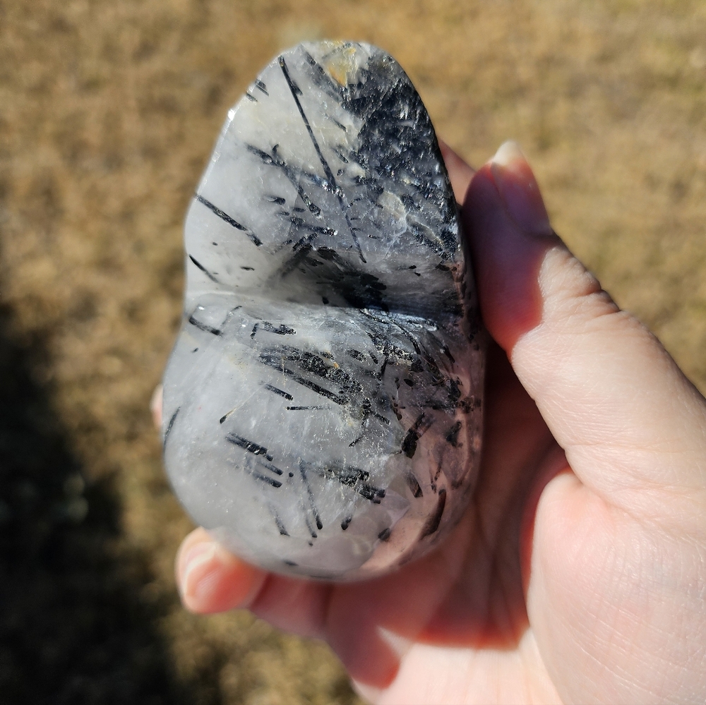 black tourmaline skull 3.3 in - Picture 5 of 6